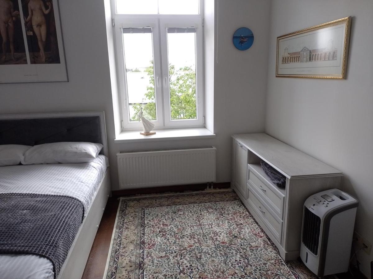 Premium Class Apartment, Free Parking, Maximum 5 Guests, 2 Bedrooms, 3 Beds Riga Exterior foto